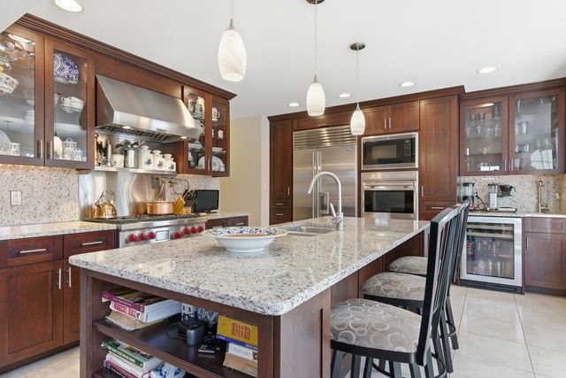 9560 Calumet Avenue, St. John, IN 46373