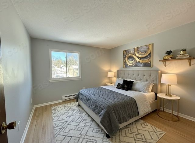 440 North Ave 96, Haverhill, MA 01830