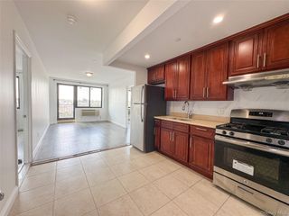 7026 Queens Boulevard 7F, Woodside, NY 11377