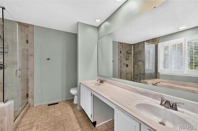 55 Marsala Court, St Charles, MO 63304