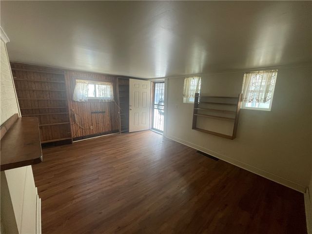 1822 Fox Way, South Side, PA 15203