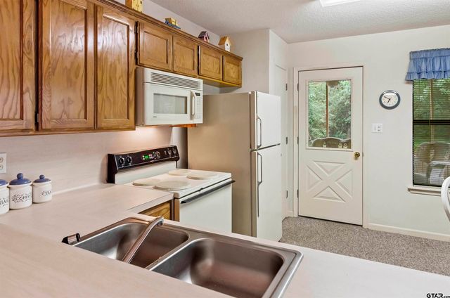 1161 Valleywood Trail, Holly Lake Ranch, TX 75765