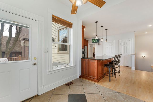 518 N Lombard Avenue, Oak Park, IL 60302