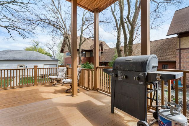 518 N Lombard Avenue, Oak Park, IL 60302