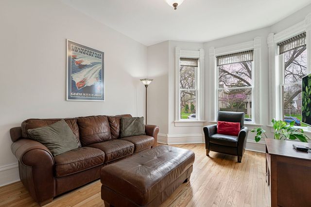 518 N Lombard Avenue, Oak Park, IL 60302