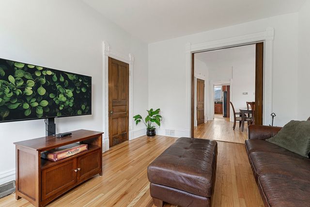 518 N Lombard Avenue, Oak Park, IL 60302