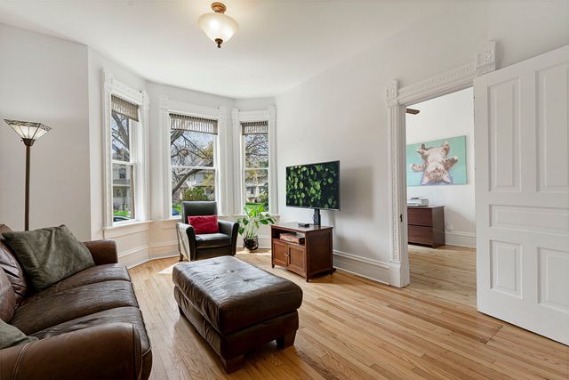 518 N Lombard Avenue, Oak Park, IL 60302