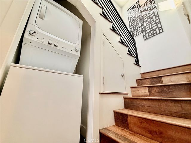 5336 Lemon Grove, Los Angeles, CA 90038