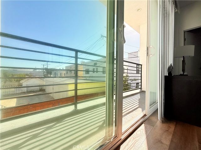 5336 Lemon Grove, Los Angeles, CA 90038