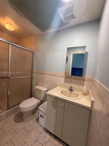 8191 NW 91st Ter 1, Medley, FL 33166