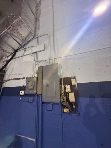 8191 NW 91st Ter 1, Medley, FL 33166