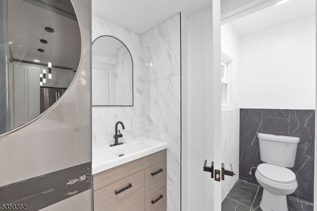 31 Cummings St, Irvington Twp., NJ 07111