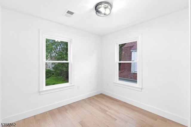 31 Cummings St, Irvington Twp., NJ 07111