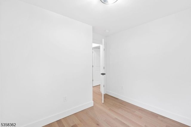 31 Cummings St, Irvington Twp., NJ 07111