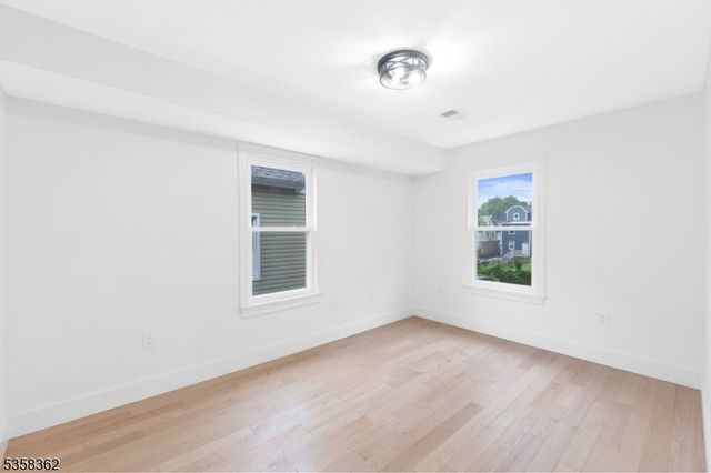 31 Cummings St, Irvington Twp., NJ 07111