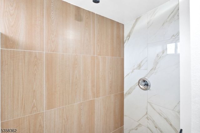 31 Cummings St, Irvington Twp., NJ 07111