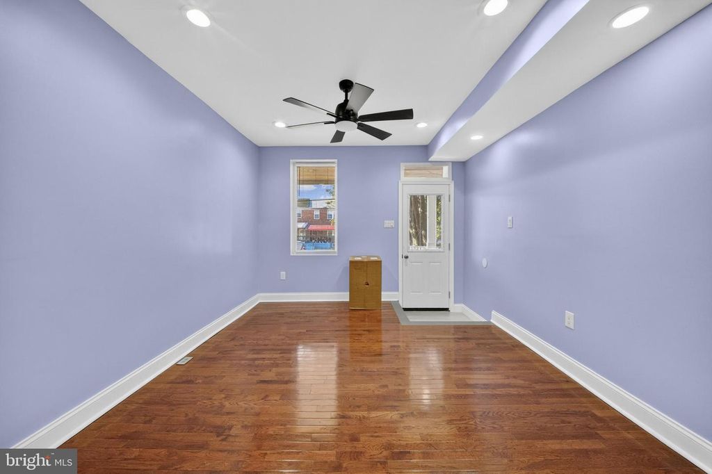 Image 4 of property listing at 2538 W MOSHER ST, Baltimore, MD 21216