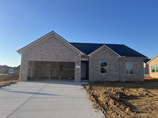 208 Watershed Court, Ashland City, TN 37015