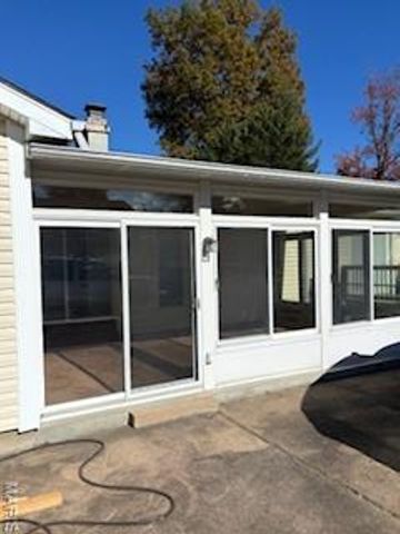 3490 Greenway Chase Drive, Florissant, MO 63031