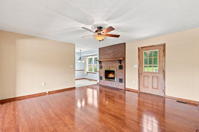 2598 Lake Court, Villa Hills, KY 41017