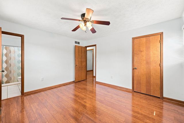 2598 Lake Court, Villa Hills, KY 41017