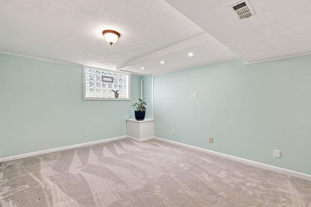 2598 Lake Court, Villa Hills, KY 41017