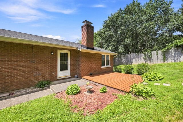 2598 Lake Court, Villa Hills, KY 41017