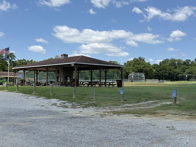 2598 Lake Court, Villa Hills, KY 41017