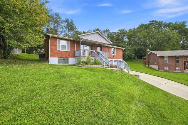 2598 Lake Court, Villa Hills, KY 41017