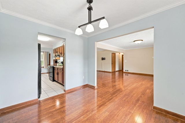2598 Lake Court, Villa Hills, KY 41017