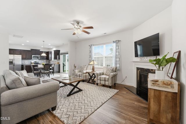 157 S Great White Way, Clayton, NC 27527