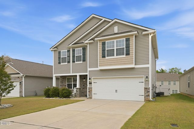 157 S Great White Way, Clayton, NC 27527