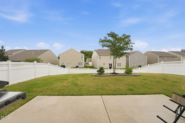 157 S Great White Way, Clayton, NC 27527