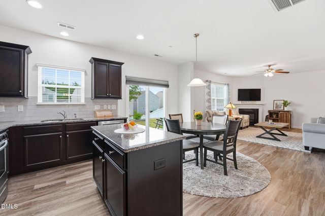 157 S Great White Way, Clayton, NC 27527