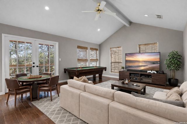 6807 Arrow Way, San Antonio, TX 78256