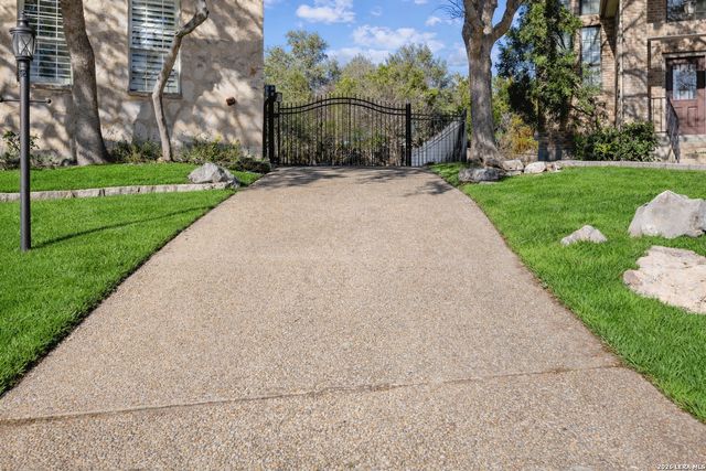 6807 Arrow Way, San Antonio, TX 78256