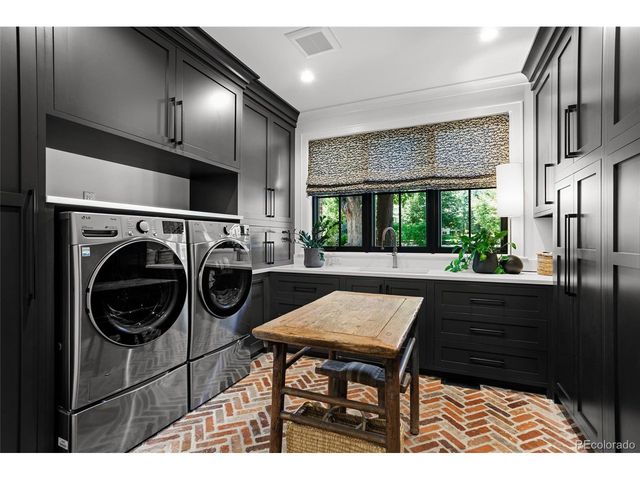 2195 Cherryville Rd, Greenwood Village, CO 80121