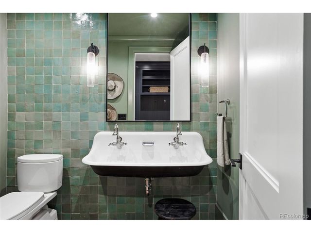 2195 Cherryville Rd, Greenwood Village, CO 80121