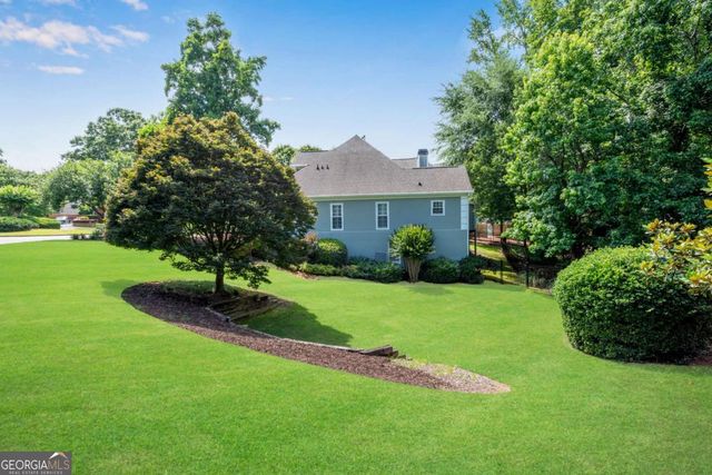 6105 Poplar Spring Drive, Peachtree Corners, GA 30092