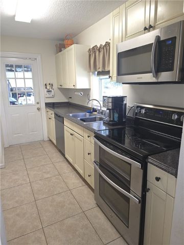 1110 19th Avenue SW, Vero Beach, FL 32962