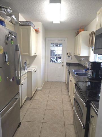 1110 19th Avenue SW, Vero Beach, FL 32962