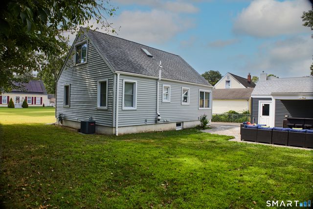 168 Sunnybank Avenue, Stratford, CT 06614