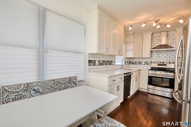 168 Sunnybank Avenue, Stratford, CT 06614