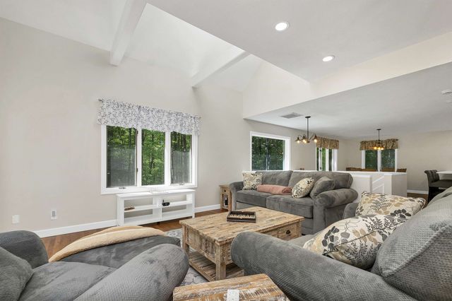 105 Nichols Road, Ossipee, NH 03814