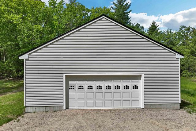 105 Nichols Road, Ossipee, NH 03814