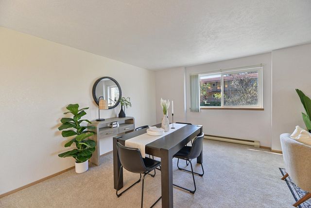 912 W Lincoln Pl, Spokane, WA 99204