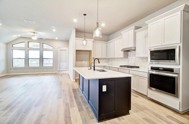 611 Durian LOOP, Buda, TX 78610