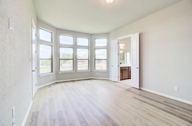611 Durian LOOP, Buda, TX 78610