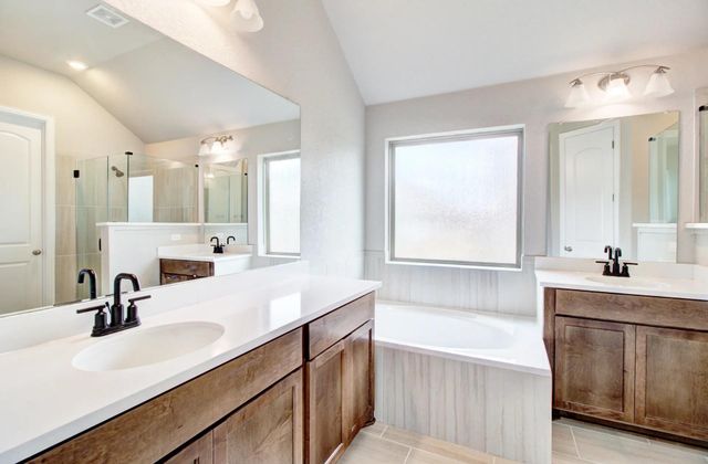 611 Durian LOOP, Buda, TX 78610