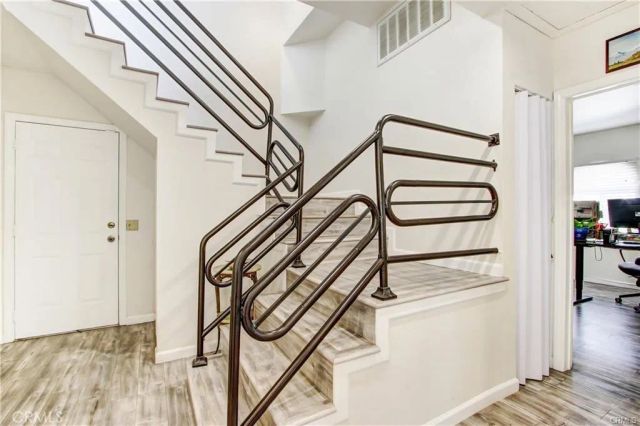 14349 Tiara Street, Sherman Oaks, CA 91401